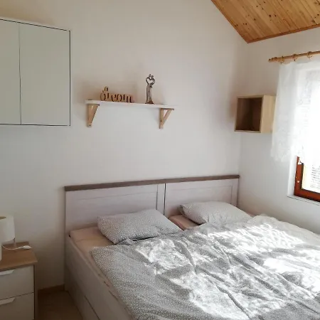 S Vinnym Sklepem Four Grapes Ferienhaus *